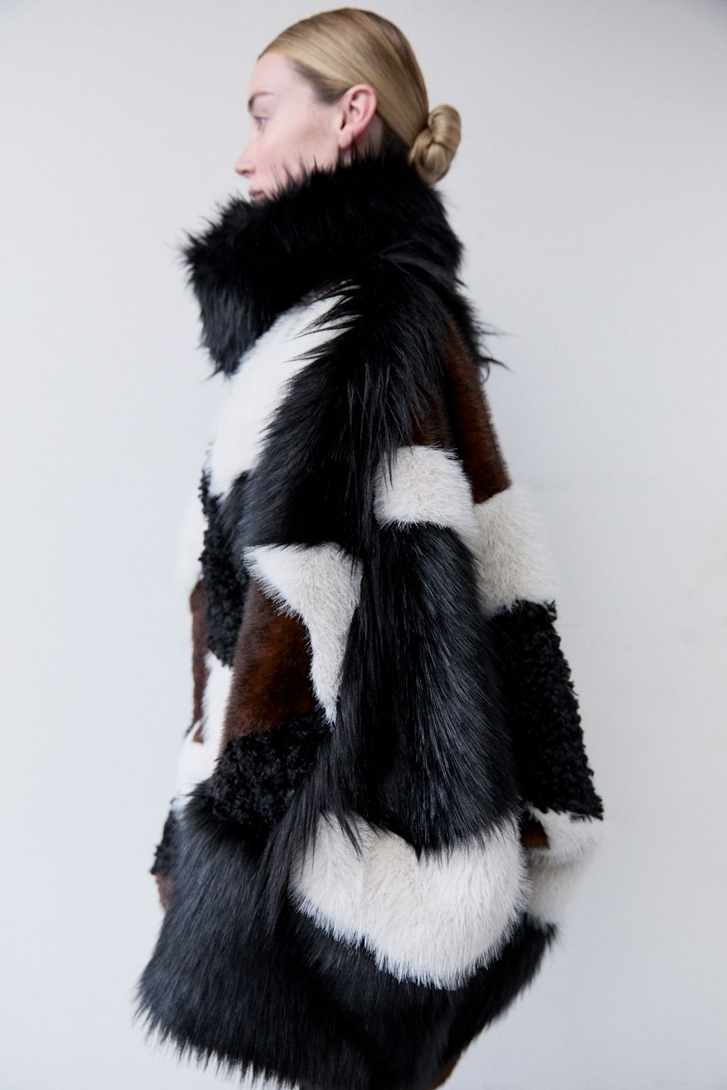 Fashion Week Paris Fall/Winter 2025 look 8 from the Vaillant collection 女装