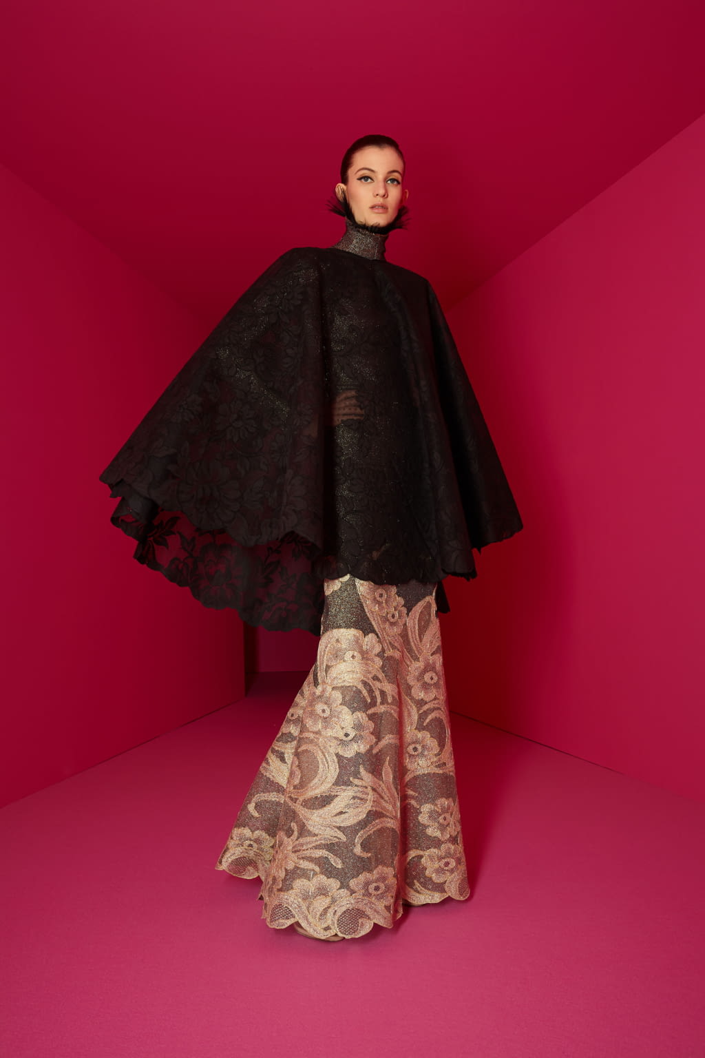 Fashion Week Paris Fall/Winter 2020 look 8 from the Alexis Mabille collection 高级定制