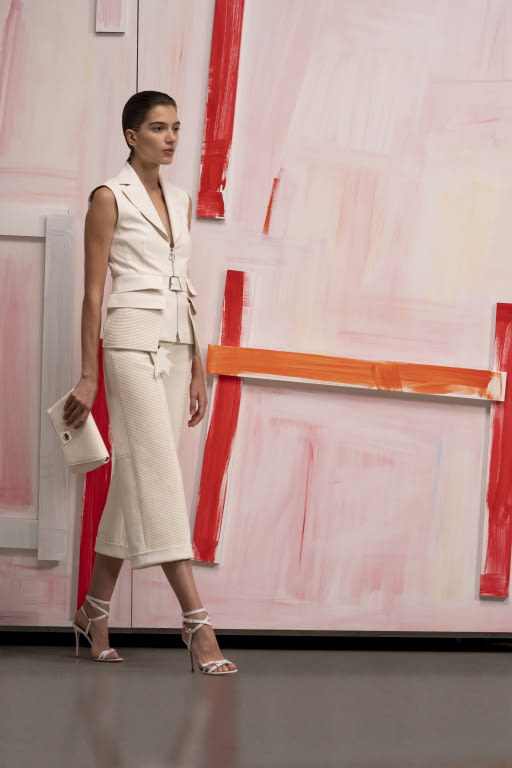 Fashion Week Paris Spring/Summer 2021 look 25 from the Akris collection 女装