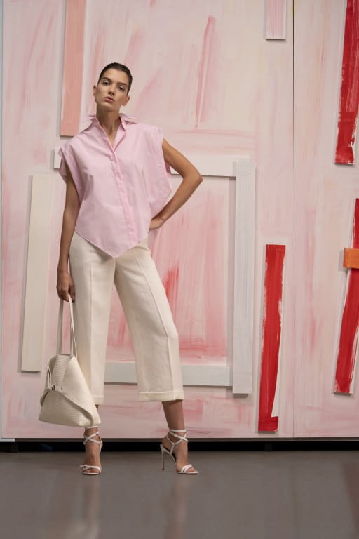 Fashion Week Paris Spring/Summer 2021 look 32 from the Akris collection 女装