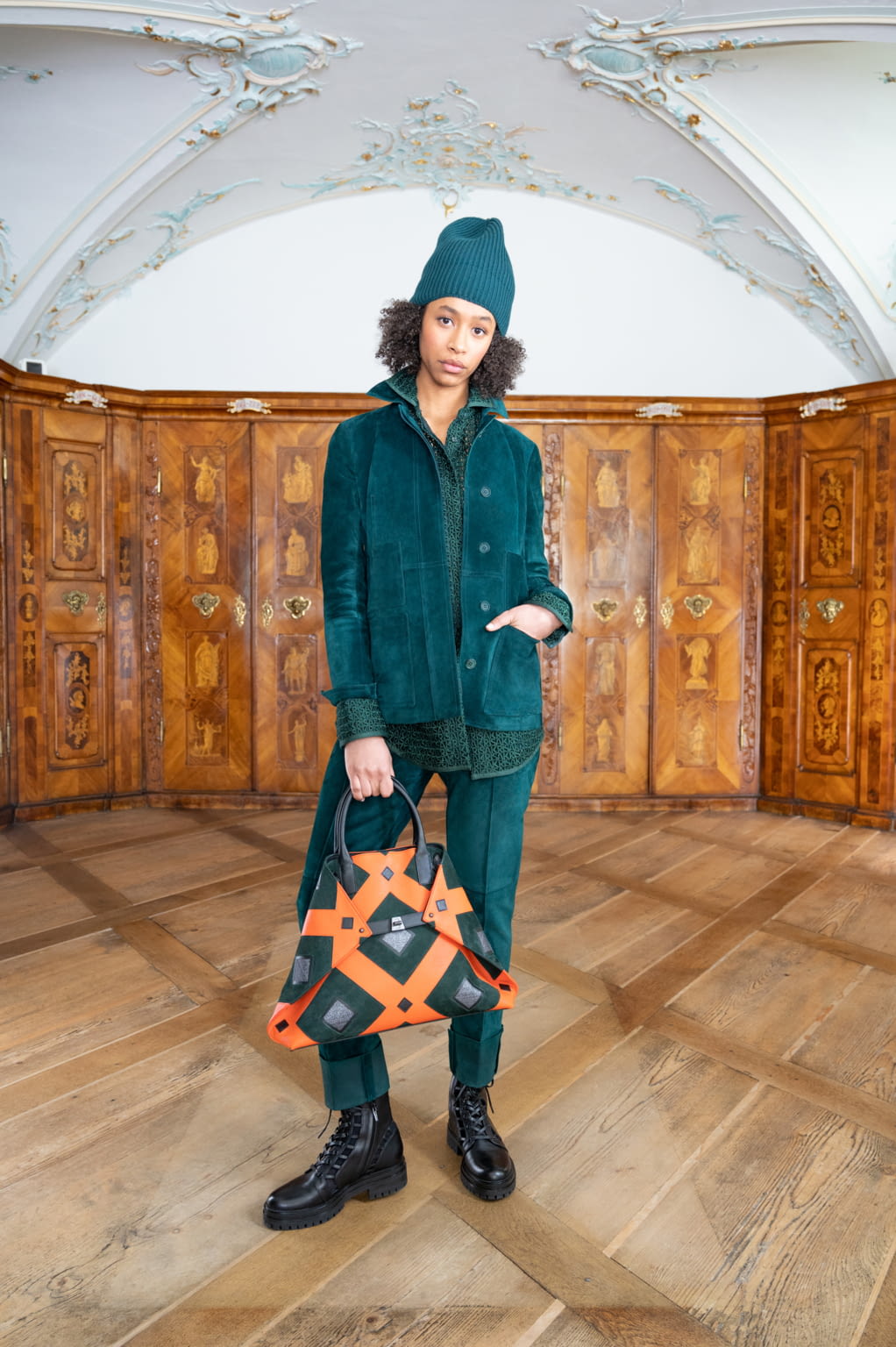 Fashion Week Paris Fall/Winter 2021 look 14 from the Akris collection womenswear