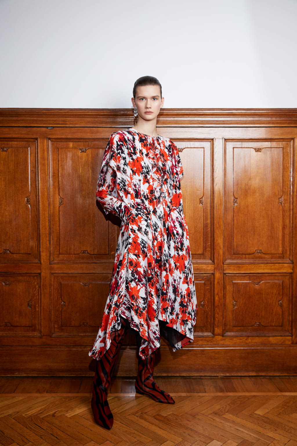Fashion Week Milan Pre-Fall 2018 look 1 from the Roberto Cavalli collection womenswear