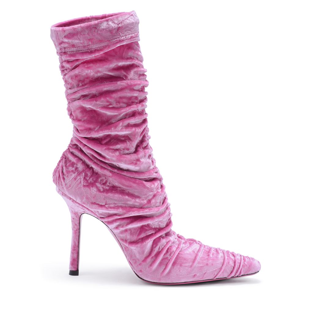 Fashion Week New York Spring/Summer 2025 look 18 from the Jimmy Choo collection 女装配饰