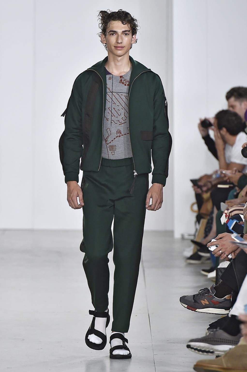 Fashion Week London Spring/Summer 2017 look 10 from the Lou Dalton collection menswear