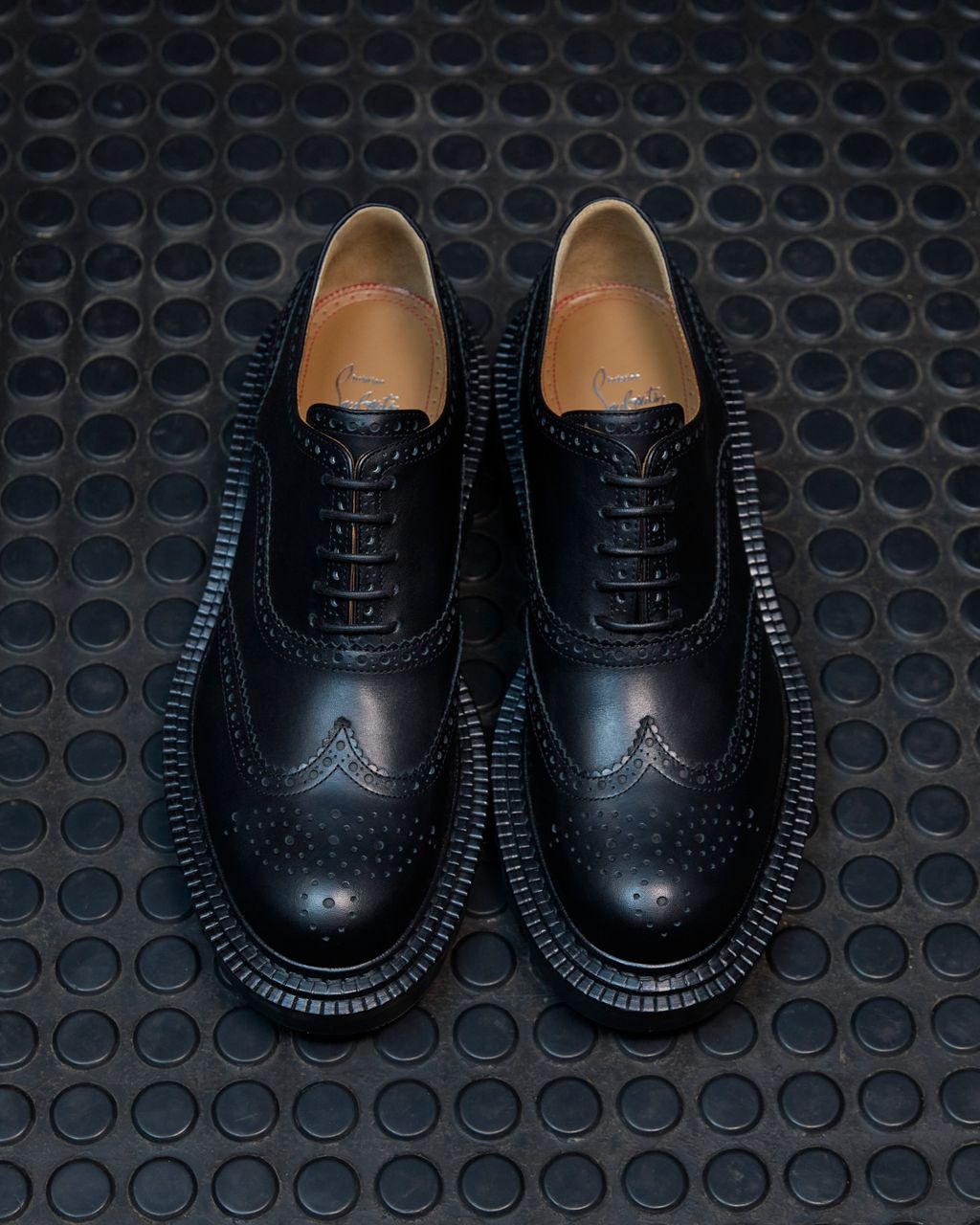 Fashion Week Paris Spring/Summer 2025 look 15 from the Christian Louboutin collection menswear accessories