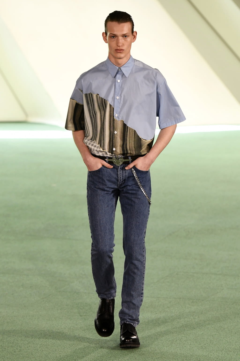Fashion Week Paris Spring/Summer 2020 look 11 from the Louis Gabriel Nouchi collection 男装