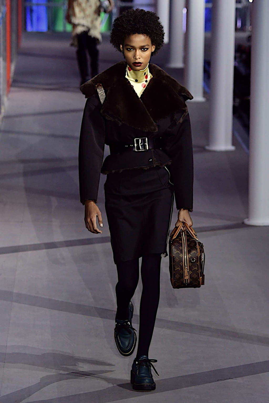 Fashion Week Paris Fall/Winter 2019 look 41 from the Louis Vuitton collection 女装