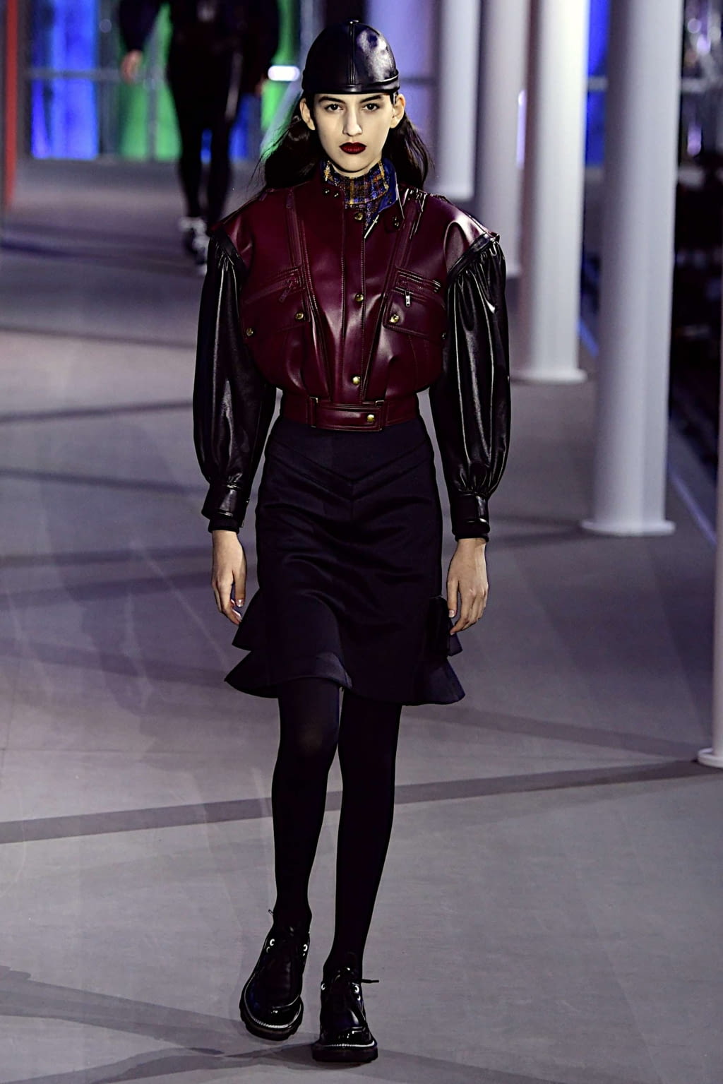 Fashion Week Paris Fall/Winter 2019 look 50 from the Louis Vuitton collection womenswear