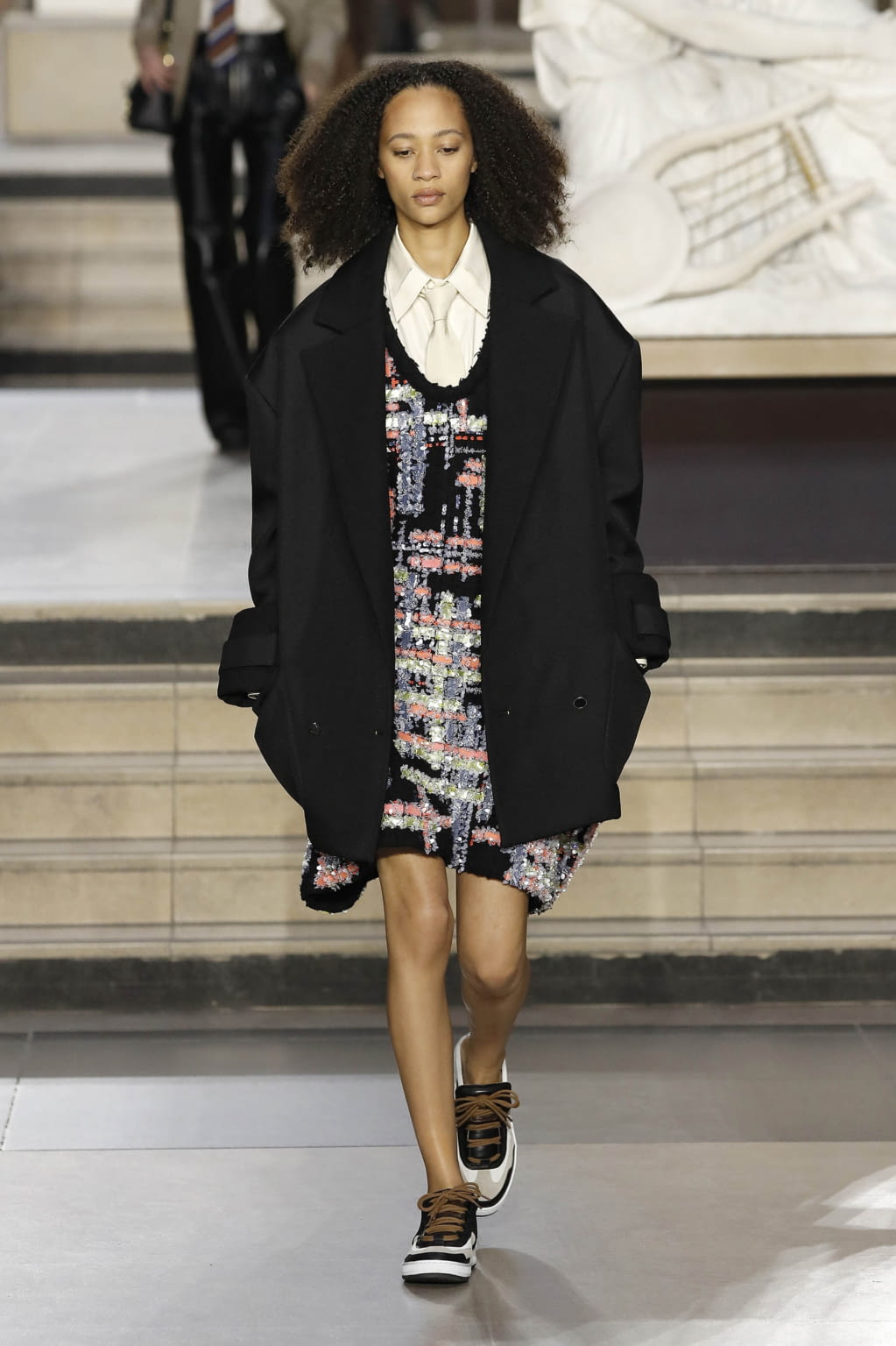 Fashion Week Paris Fall/Winter 2022 look 17 from the Louis Vuitton collection 女装