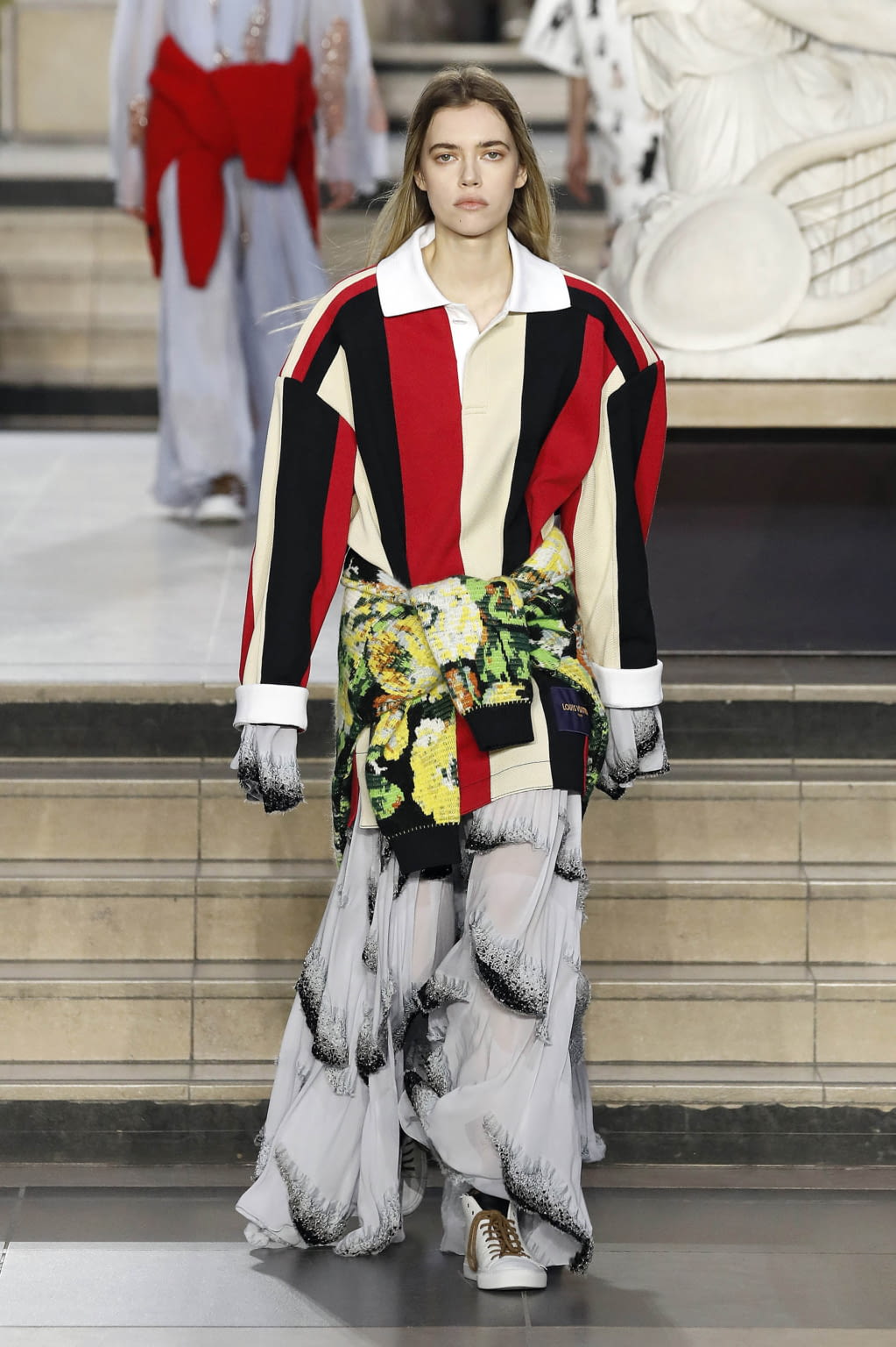 Fashion Week Paris Fall/Winter 2022 look 45 from the Louis Vuitton collection womenswear
