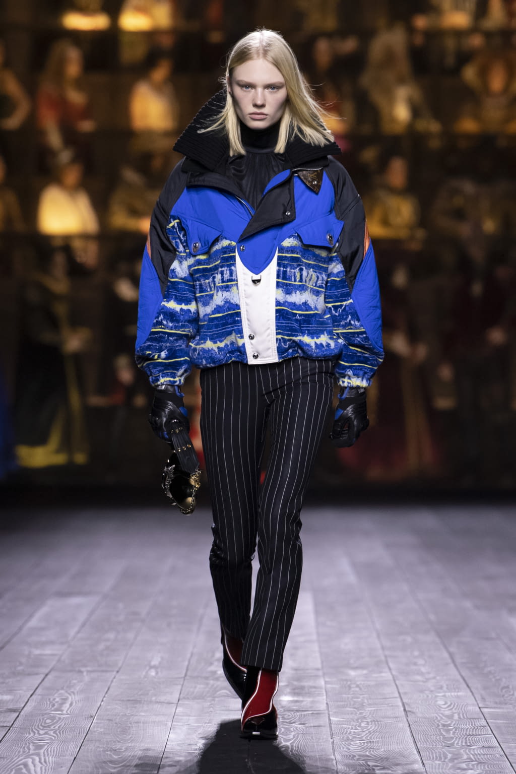 Fashion Week Paris Fall/Winter 2020 look 5 from the Louis Vuitton collection womenswear