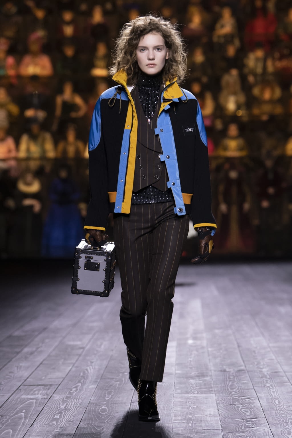 Fashion Week Paris Fall/Winter 2020 look 12 from the Louis Vuitton collection 女装