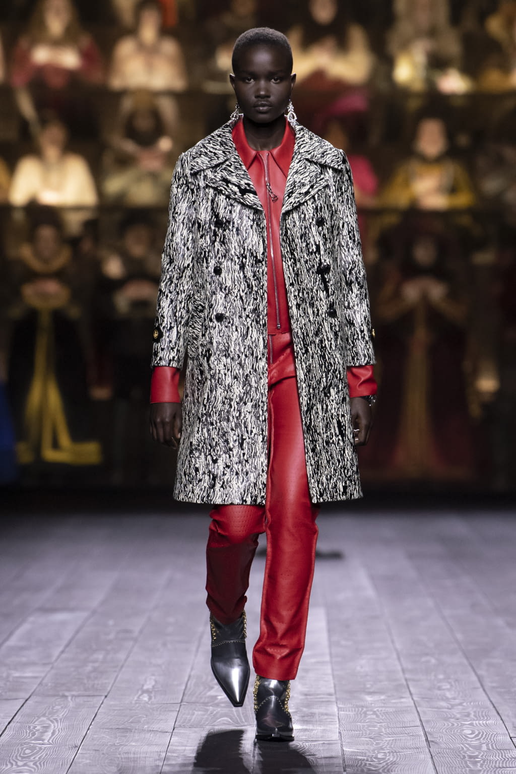 Fashion Week Paris Fall/Winter 2020 look 21 from the Louis Vuitton collection 女装