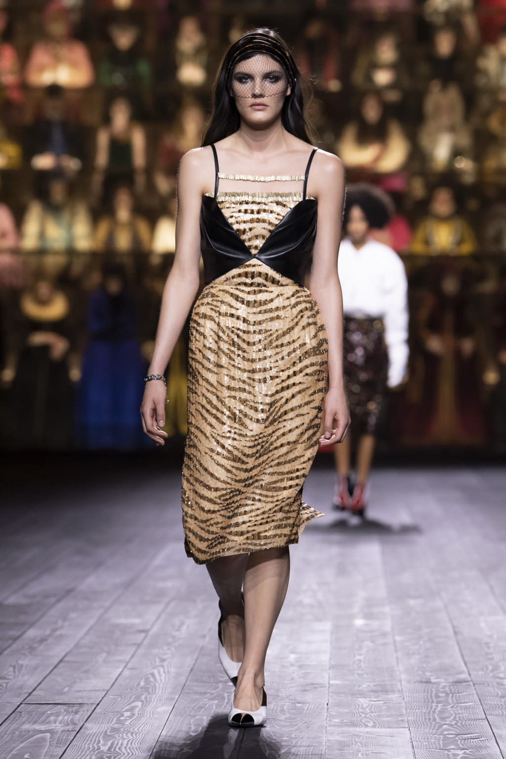 Fashion Week Paris Fall/Winter 2020 look 27 de la collection Louis Vuitton womenswear