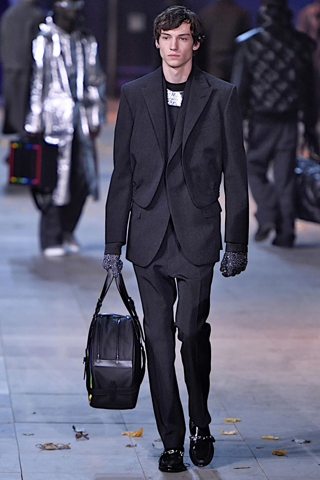 Fashion Week Paris Fall/Winter 2019 look 20 from the Louis Vuitton collection 男装