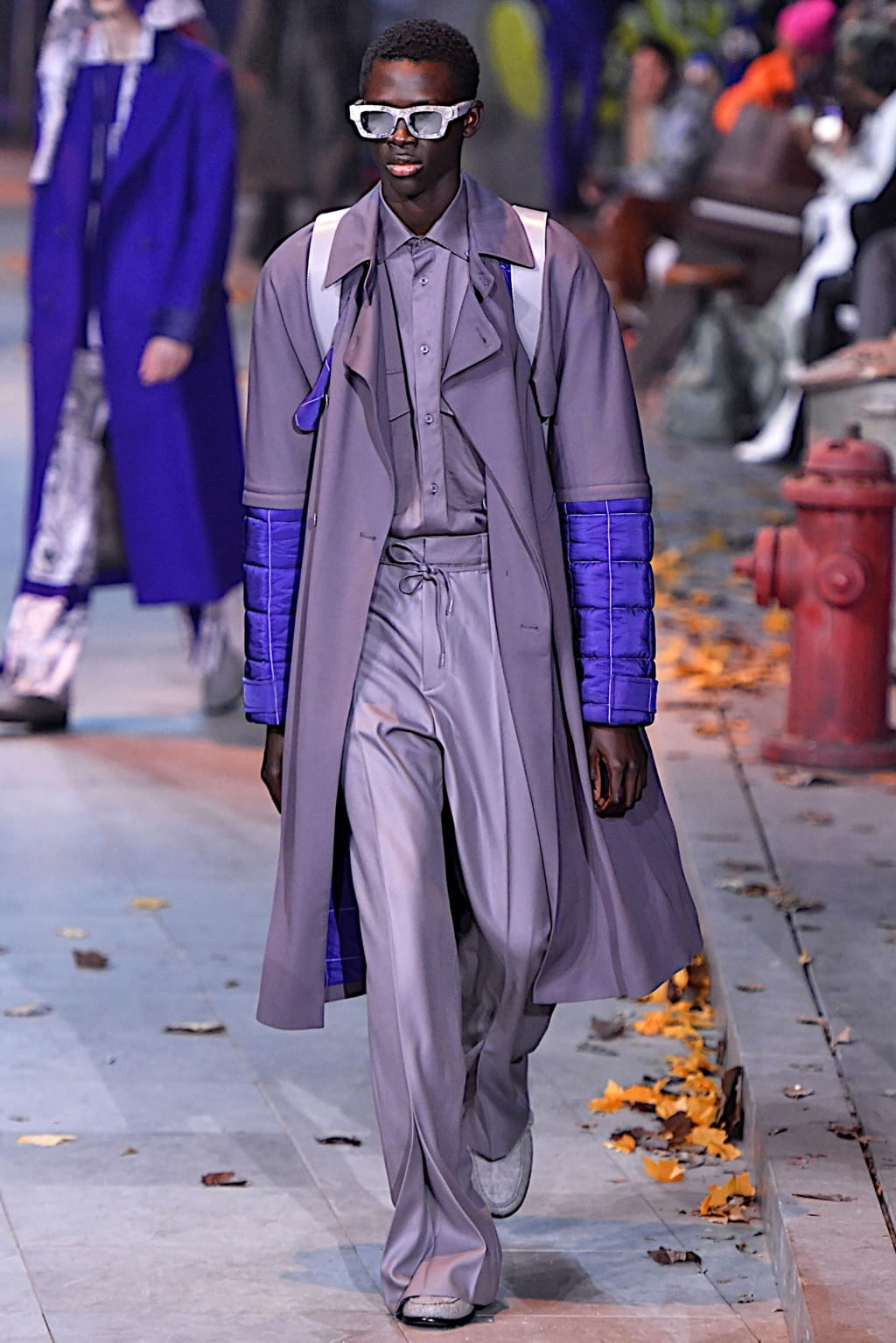Fashion Week Paris Fall/Winter 2019 look 23 from the Louis Vuitton collection 男装