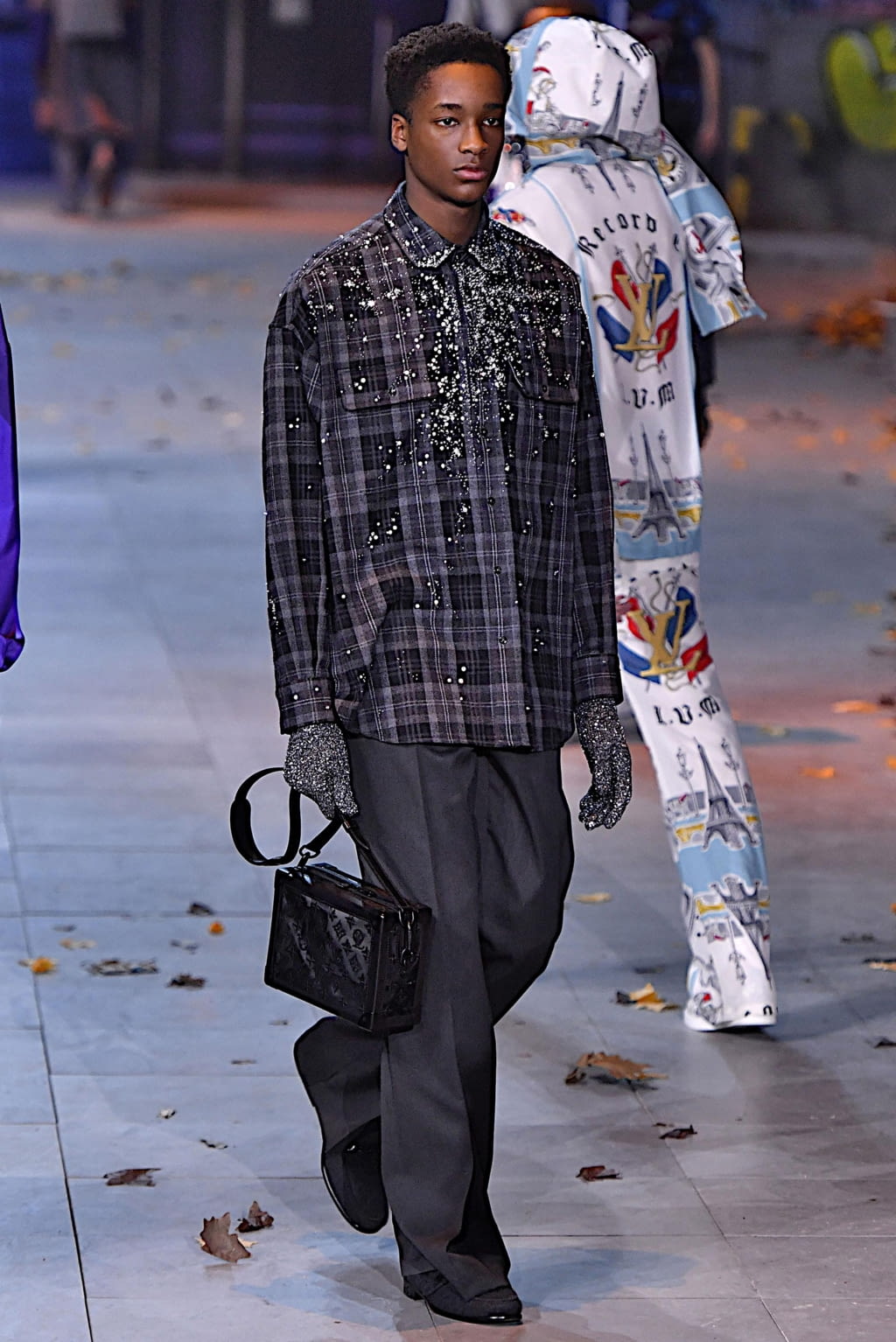 Fashion Week Paris Fall/Winter 2019 look 29 from the Louis Vuitton collection 男装