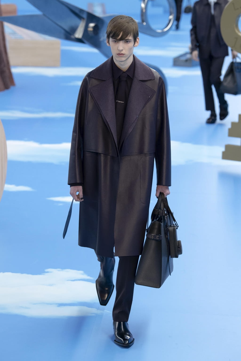 Fashion Week Paris Fall/Winter 2020 look 31 from the Louis Vuitton collection menswear