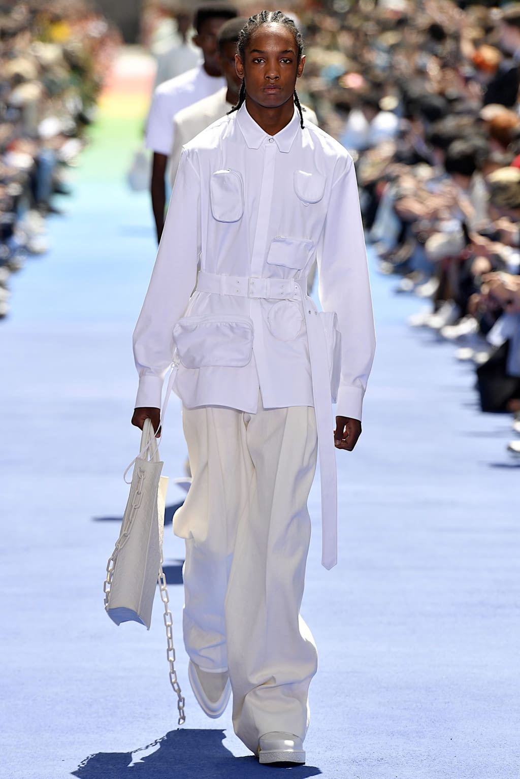 Fashion Week Paris Spring/Summer 2019 look 11 from the Louis Vuitton collection menswear