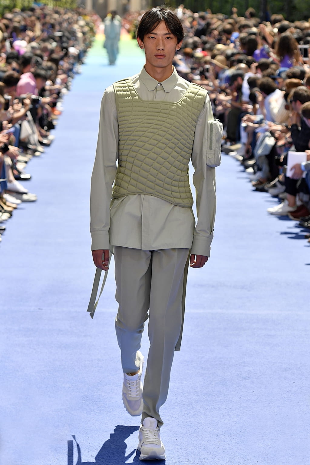 Fashion Week Paris Spring/Summer 2019 look 22 from the Louis Vuitton collection menswear