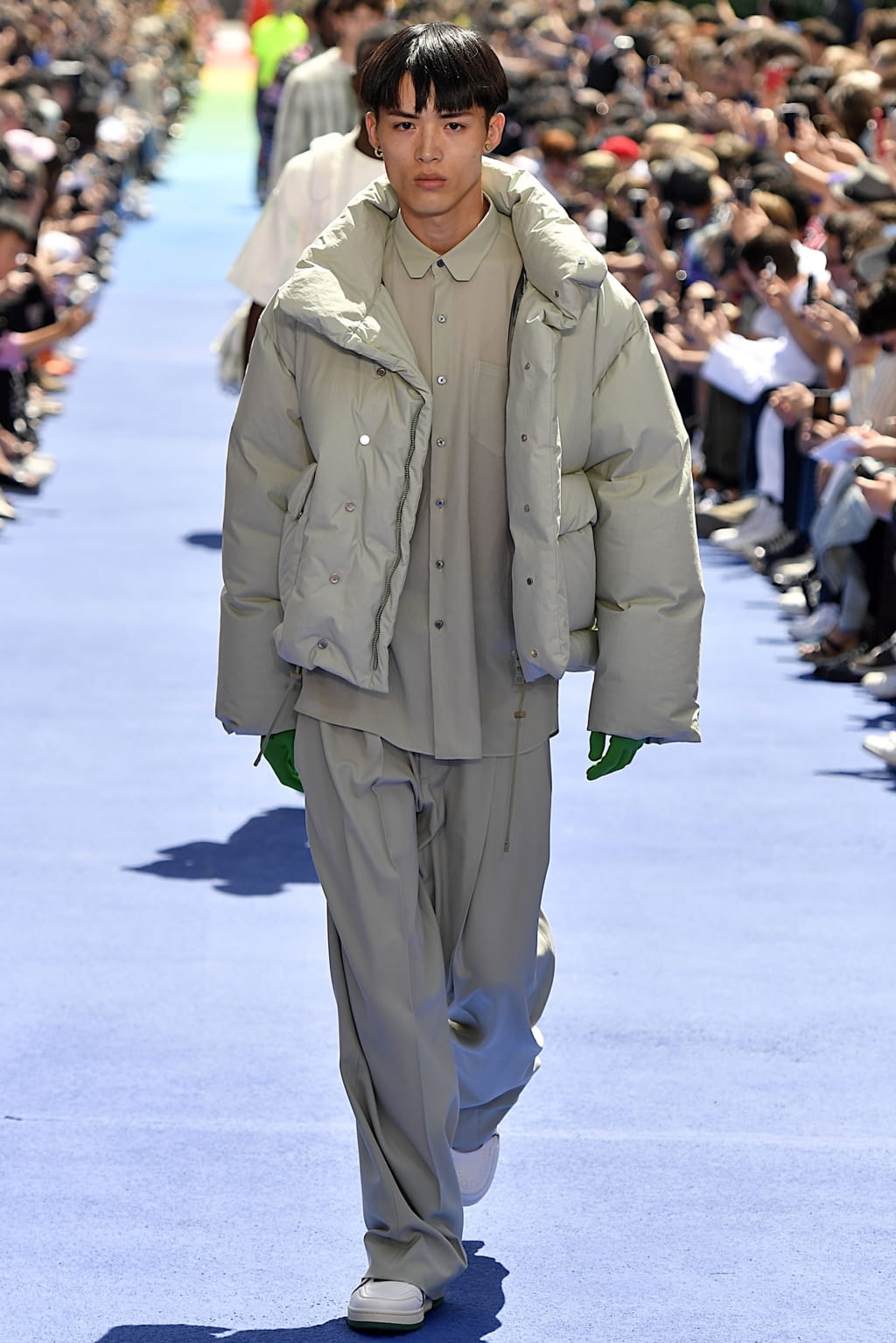 Fashion Week Paris Spring/Summer 2019 look 25 from the Louis Vuitton collection menswear