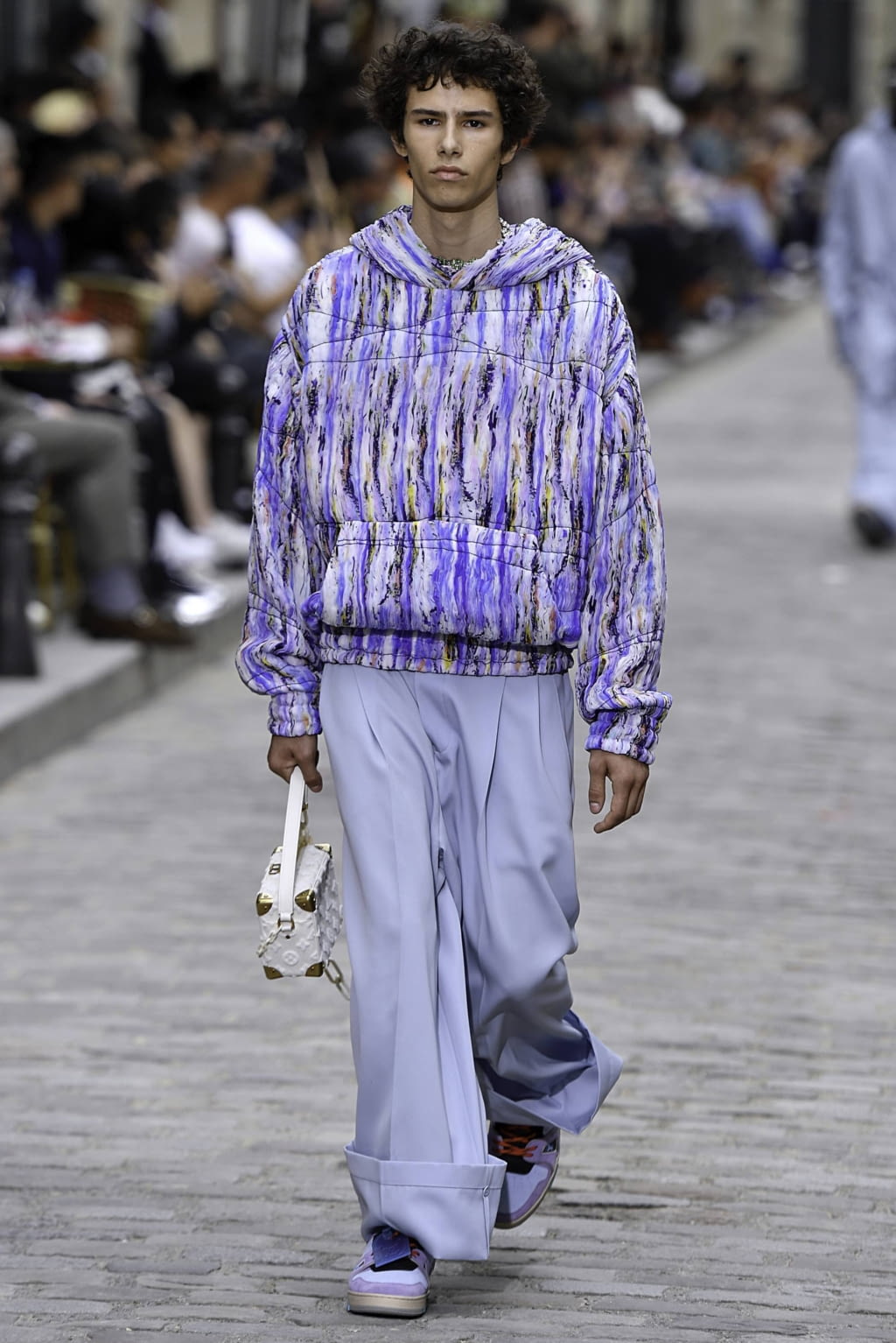 Fashion Week Paris Spring/Summer 2020 look 12 from the Louis Vuitton collection menswear