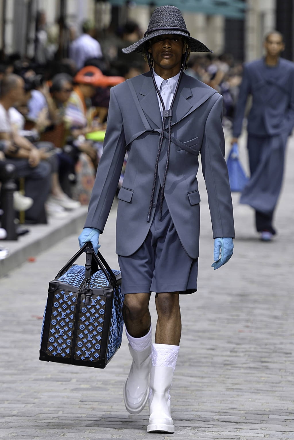 Fashion Week Paris Spring/Summer 2020 look 37 de la collection Louis Vuitton menswear