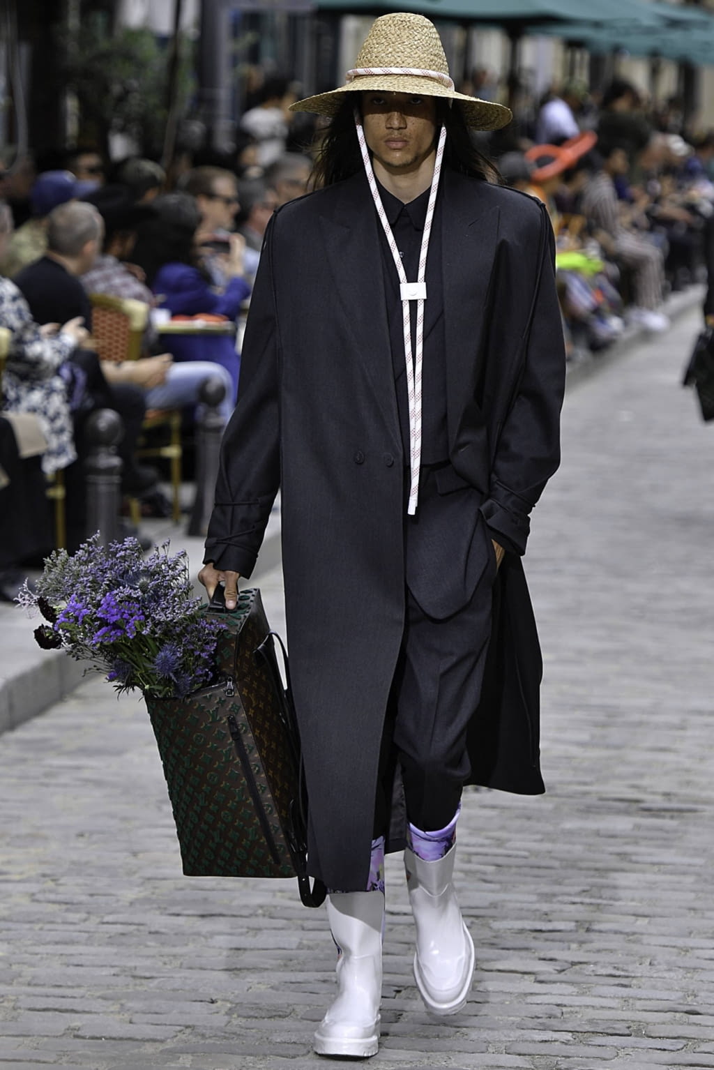 Fashion Week Paris Spring/Summer 2020 look 49 from the Louis Vuitton collection menswear