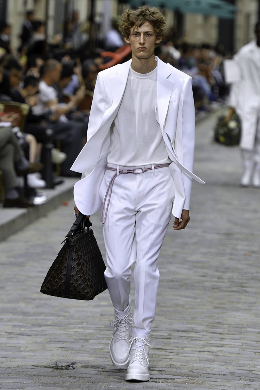 Fashion Week Paris Spring/Summer 2020 look 53 from the Louis Vuitton collection menswear