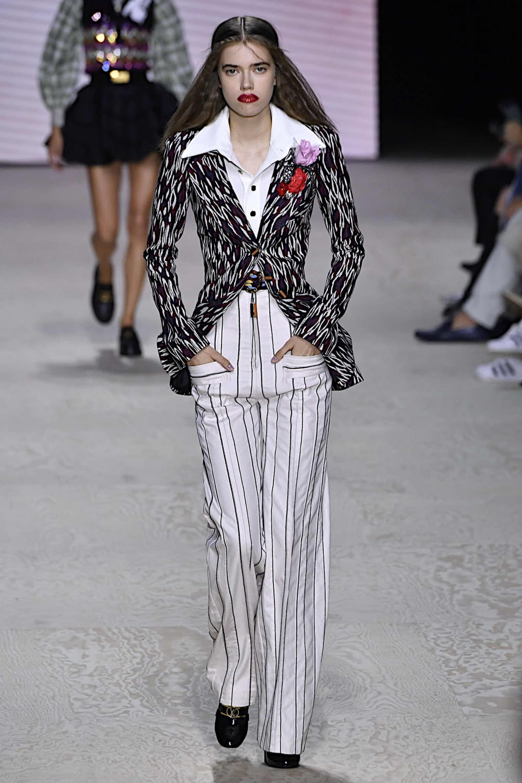 Fashion Week Paris Spring/Summer 2020 look 3 de la collection Louis Vuitton womenswear