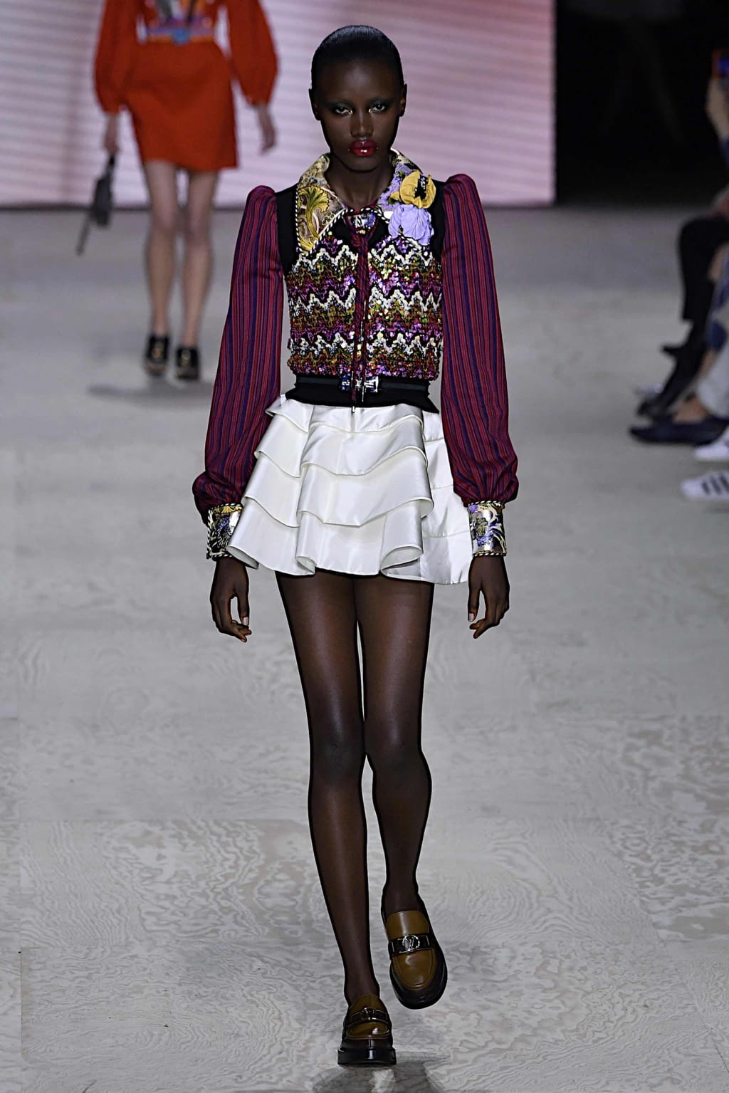 Fashion Week Paris Spring/Summer 2020 look 7 de la collection Louis Vuitton womenswear
