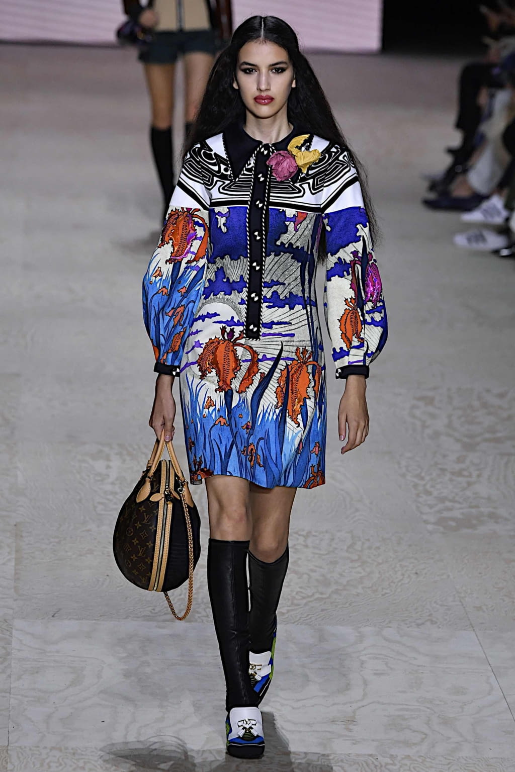 Fashion Week Paris Spring/Summer 2020 look 15 from the Louis Vuitton collection womenswear