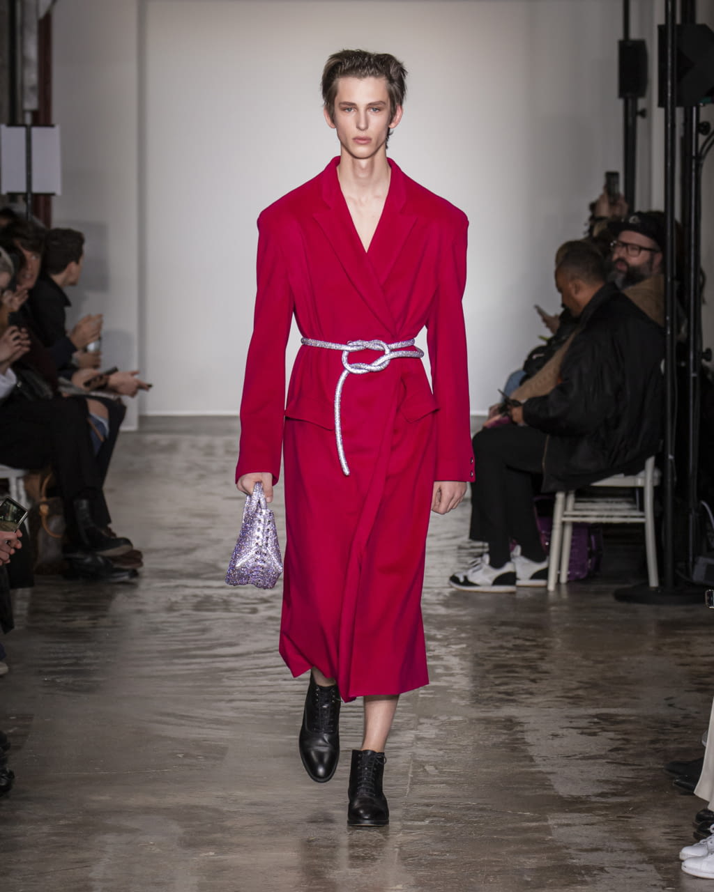 Fashion Week Paris Fall/Winter 2020 look 19 de la collection Ludovic de Saint Sernin menswear