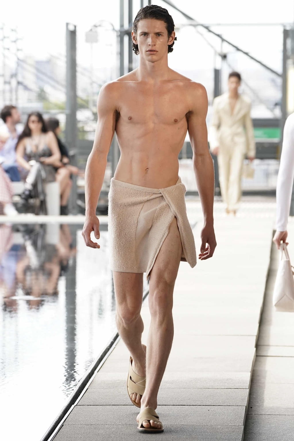 Fashion Week Paris Spring/Summer 2020 look 7 from the Ludovic de Saint Sernin collection menswear