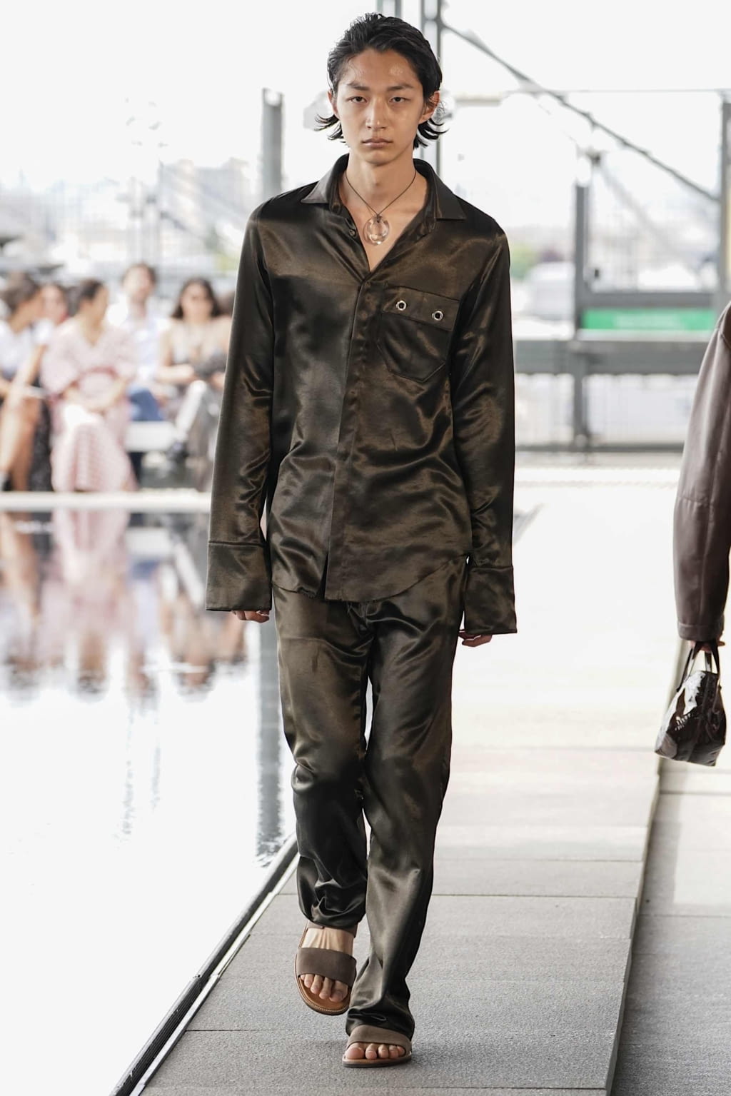 Fashion Week Paris Spring/Summer 2020 look 16 from the Ludovic de Saint Sernin collection menswear
