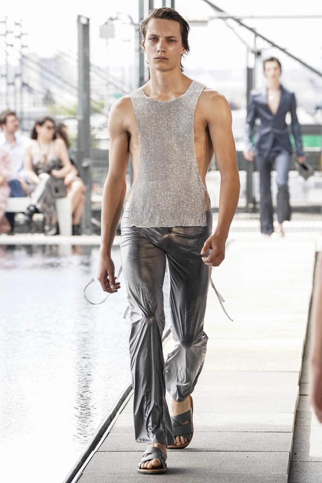 Fashion Week Paris Spring/Summer 2020 look 23 from the Ludovic de Saint Sernin collection 男装