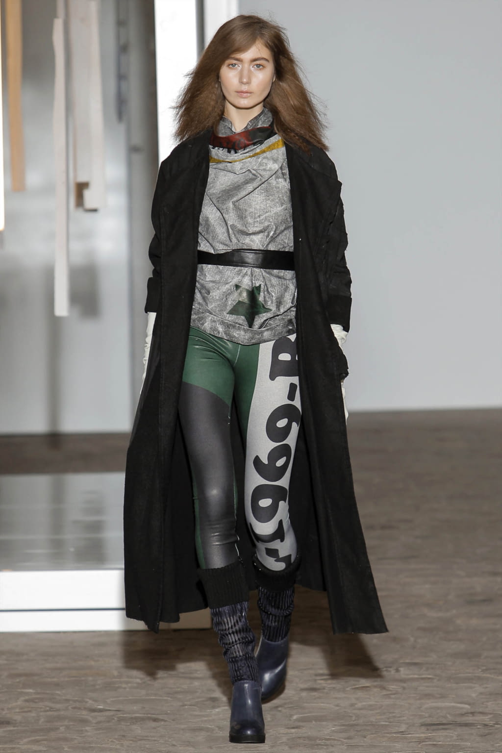 Fashion Week Paris Fall/Winter 2017 look 36 from the Luis Buchinho collection womenswear