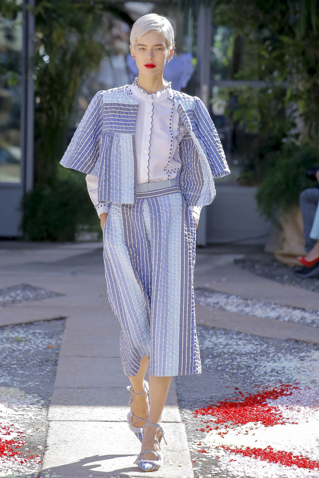 Fashion Week Milan Spring/Summer 2018 look 38 from the Luisa Beccaria collection 女装