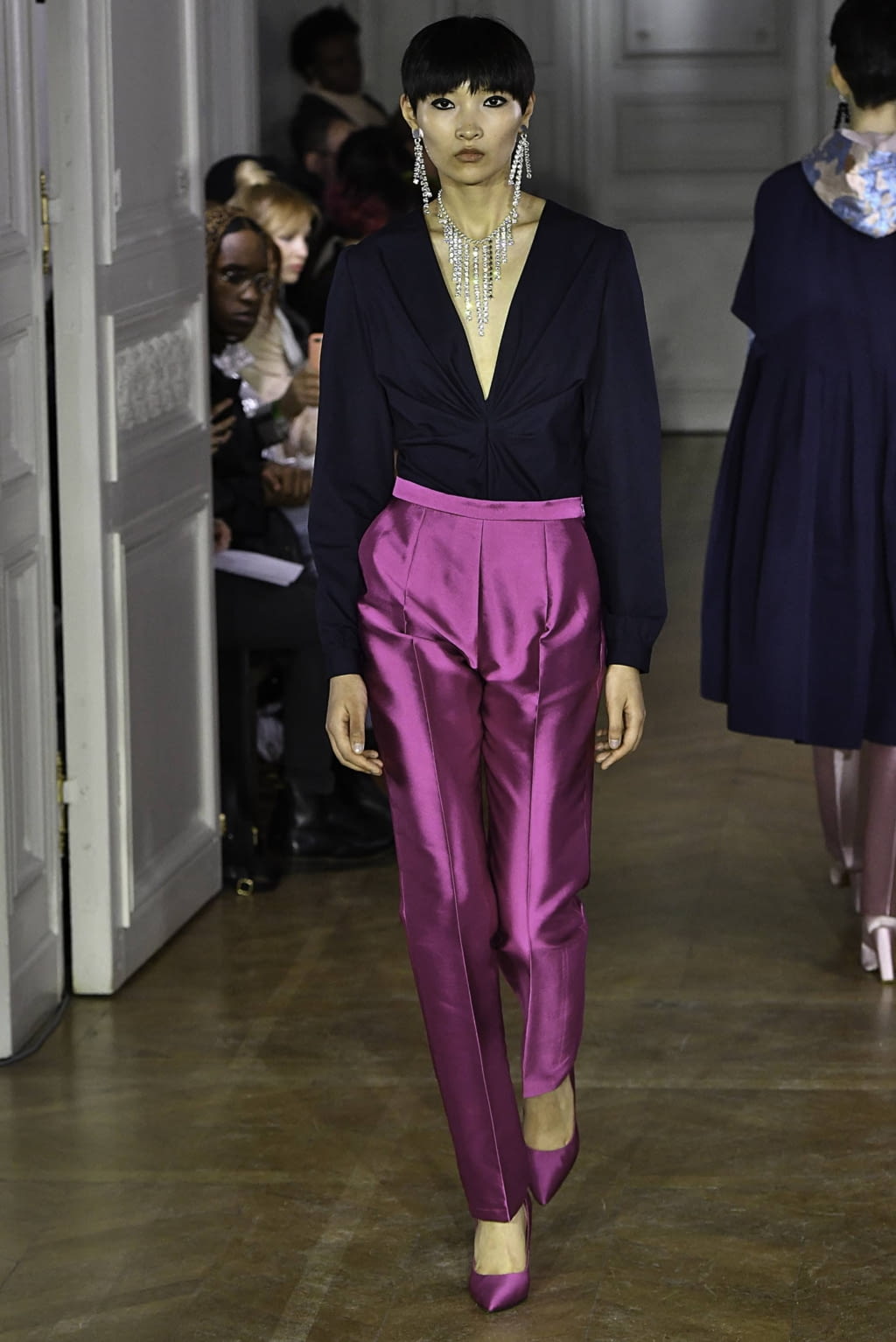 Fashion Week Paris Fall/Winter 2019 look 9 de la collection Lutz Huelle womenswear