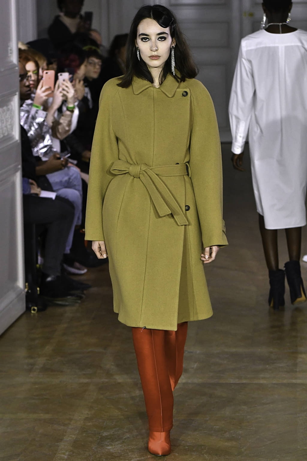 Fashion Week Paris Fall/Winter 2019 look 19 from the Lutz Huelle collection womenswear