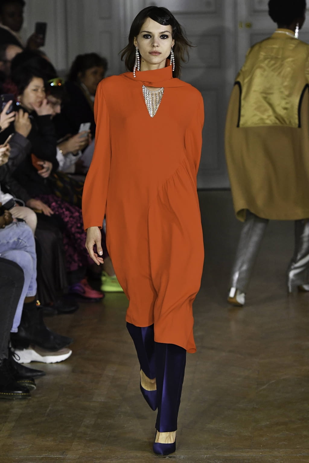 Fashion Week Paris Fall/Winter 2019 look 25 from the Lutz Huelle collection 女装