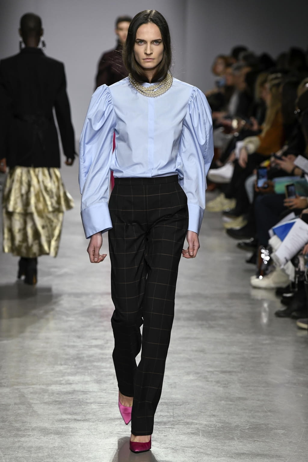 Fashion Week Paris Fall/Winter 2020 look 14 from the Lutz Huelle collection womenswear