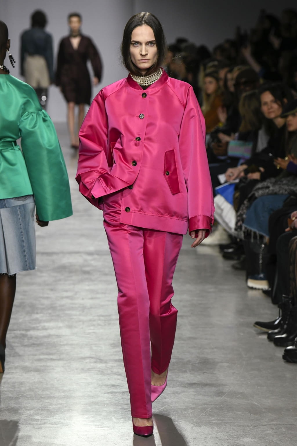 Fashion Week Paris Fall/Winter 2020 look 28 from the Lutz Huelle collection 女装