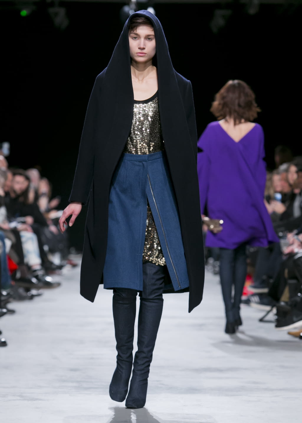 Fashion Week Paris Fall/Winter 2016 look 4 from the Lutz Huelle collection womenswear