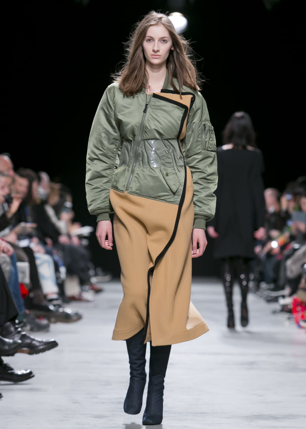 Fashion Week Paris Fall/Winter 2016 look 20 from the Lutz Huelle collection womenswear