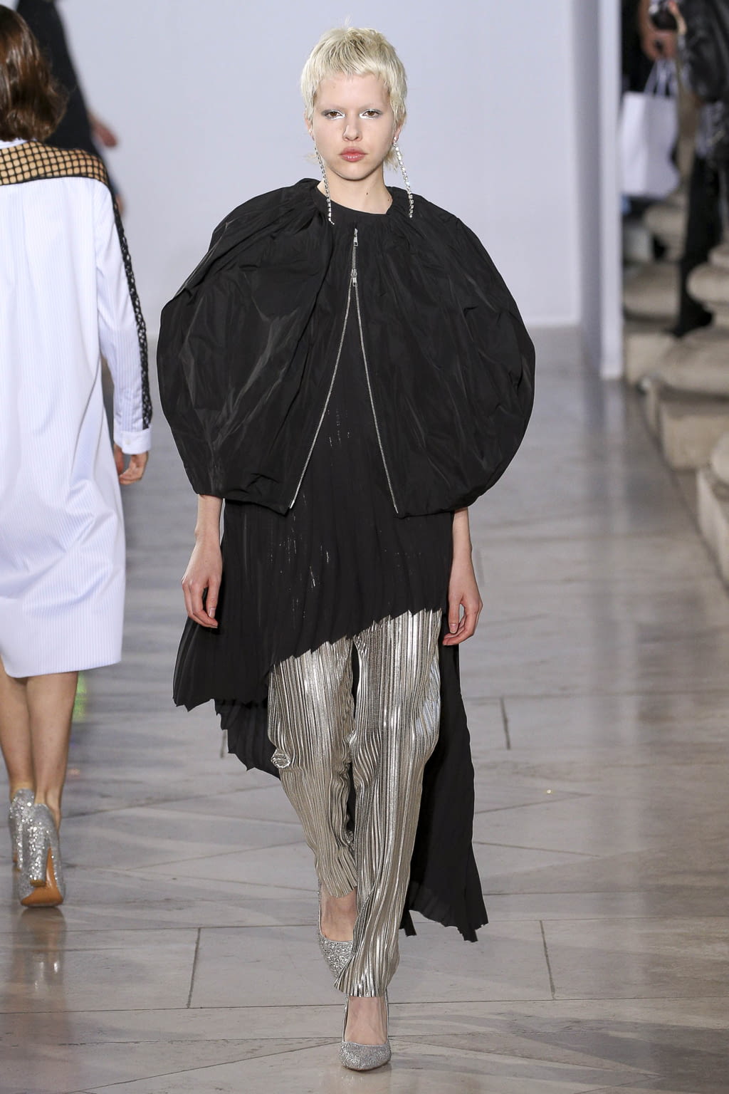 Fashion Week Paris Spring/Summer 2018 look 14 from the Lutz Huelle collection womenswear