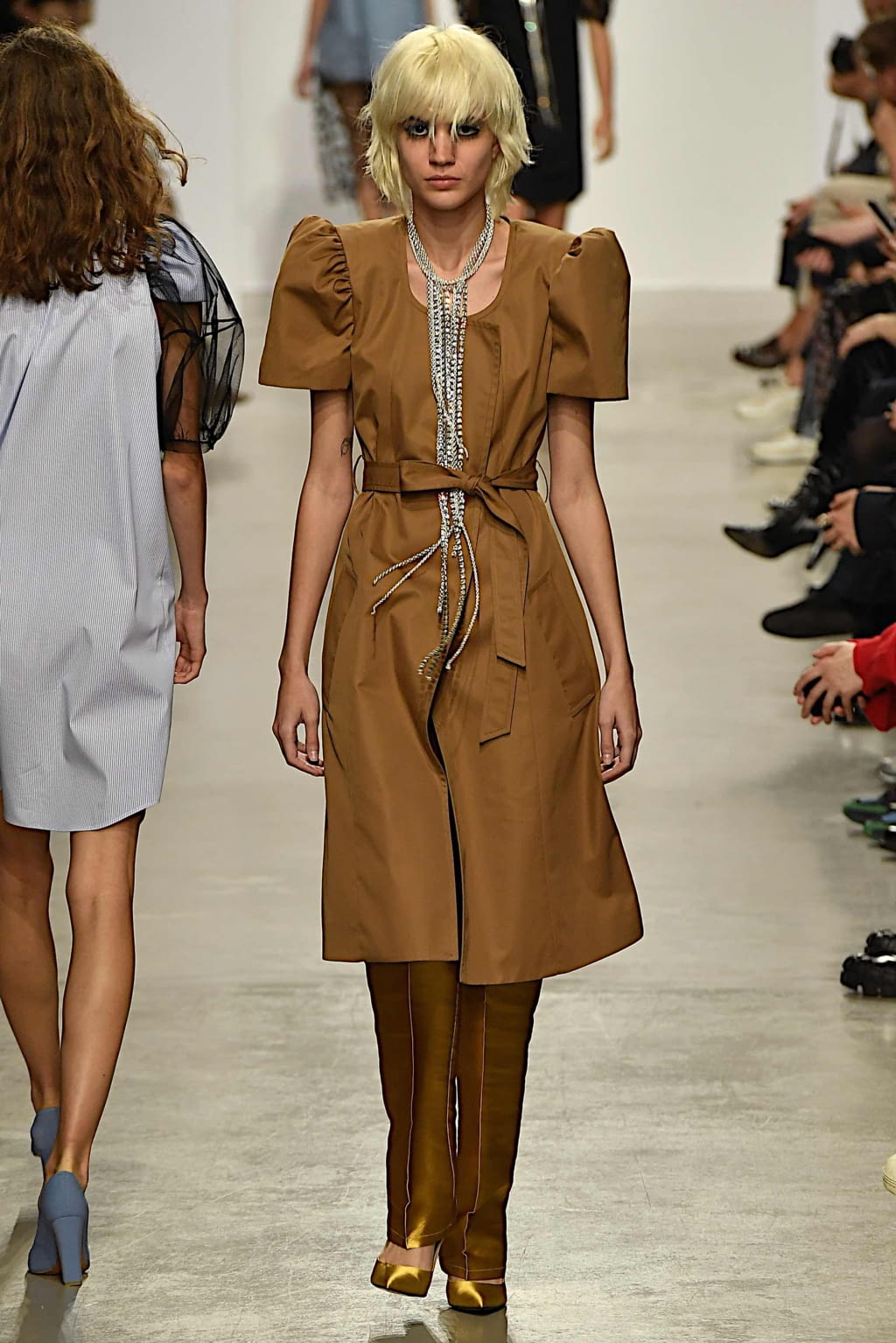 Fashion Week Paris Spring/Summer 2020 look 26 from the Lutz Huelle collection womenswear