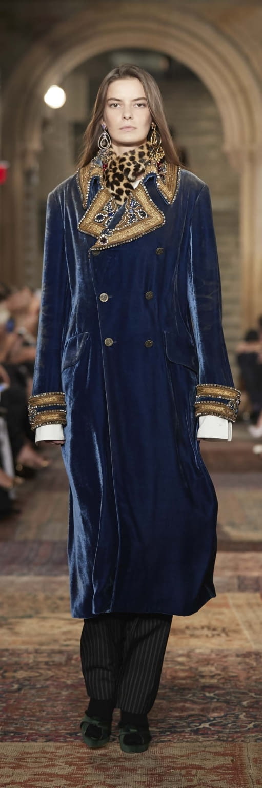 Fashion Week New York Fall/Winter 2018 look 44 from the Ralph Lauren collection womenswear