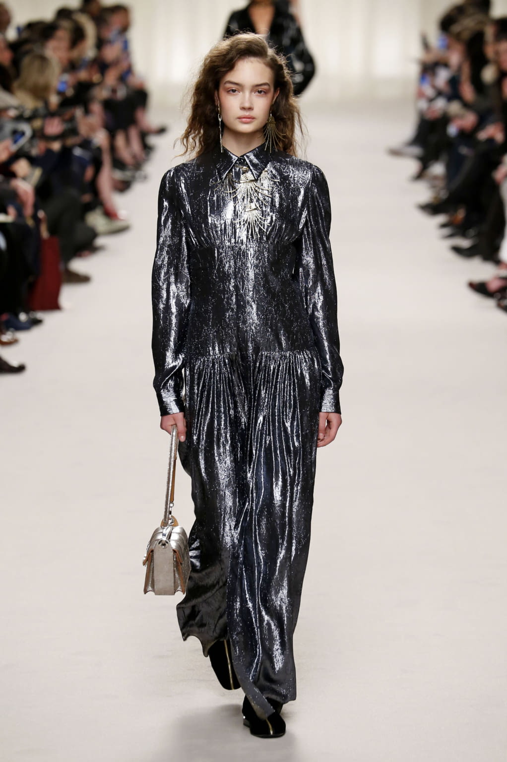 Fashion Week Paris Fall/Winter 2016 look 38 from the Lanvin collection 女装