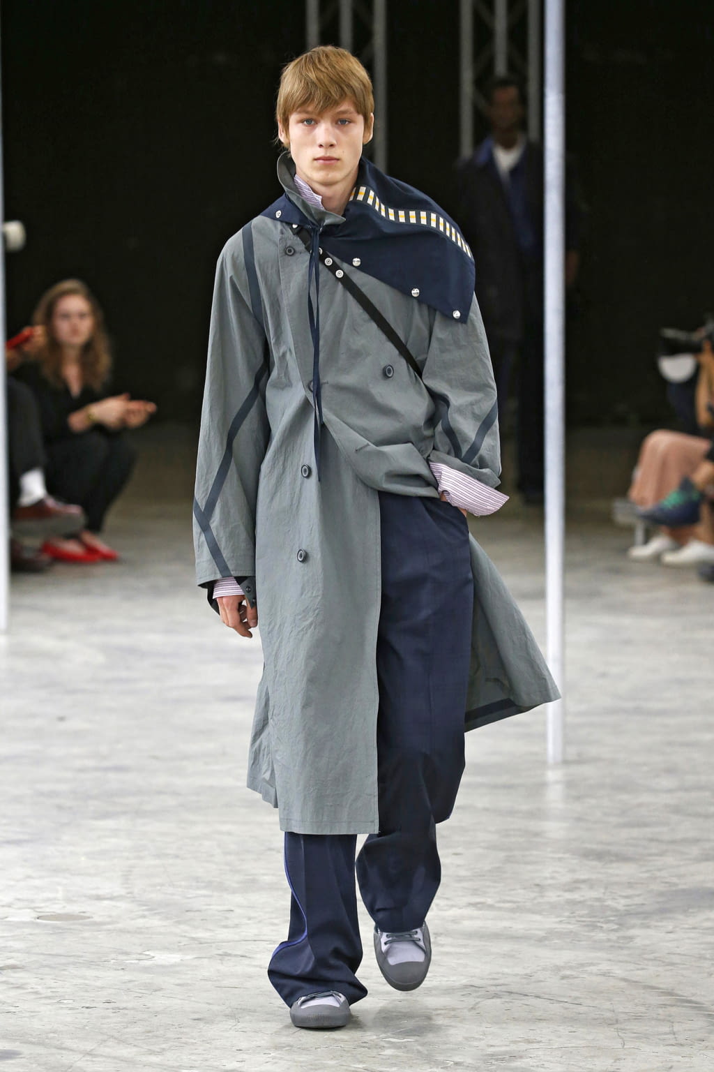 Fashion Week Paris Spring/Summer 2018 look 3 from the Lanvin collection menswear